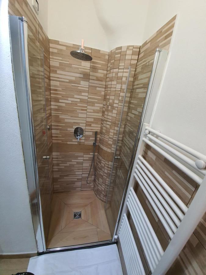 Marla Rooms Специя Экстерьер фото